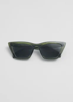 Angular Cat Eye Solbriller