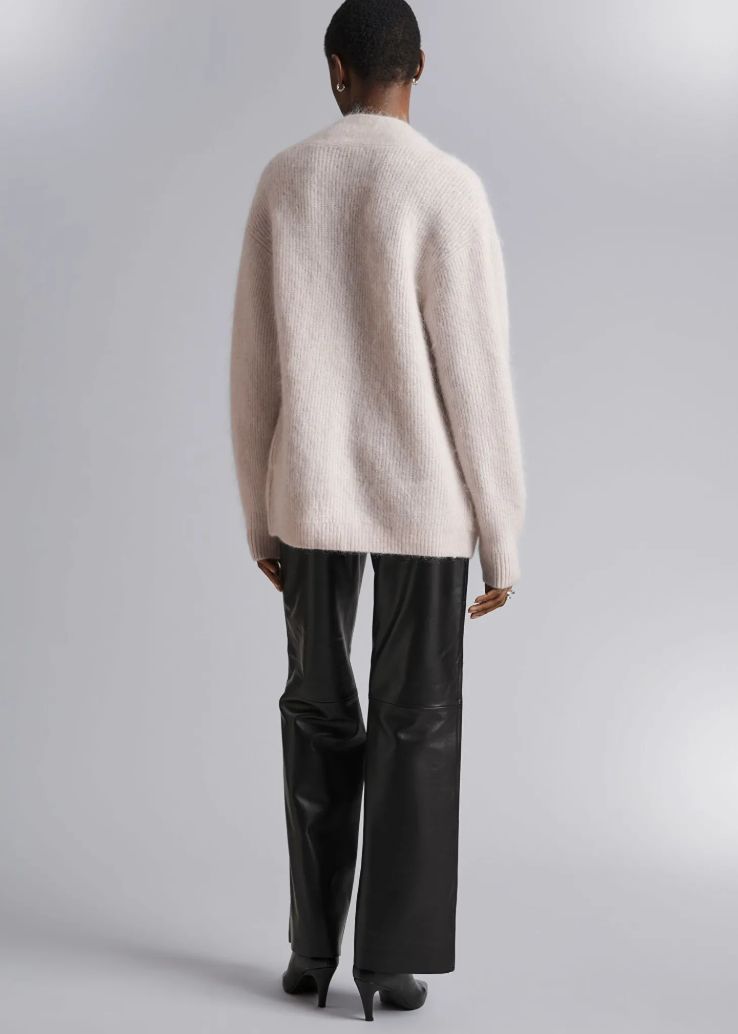 Avslappet Strikket Cardigan