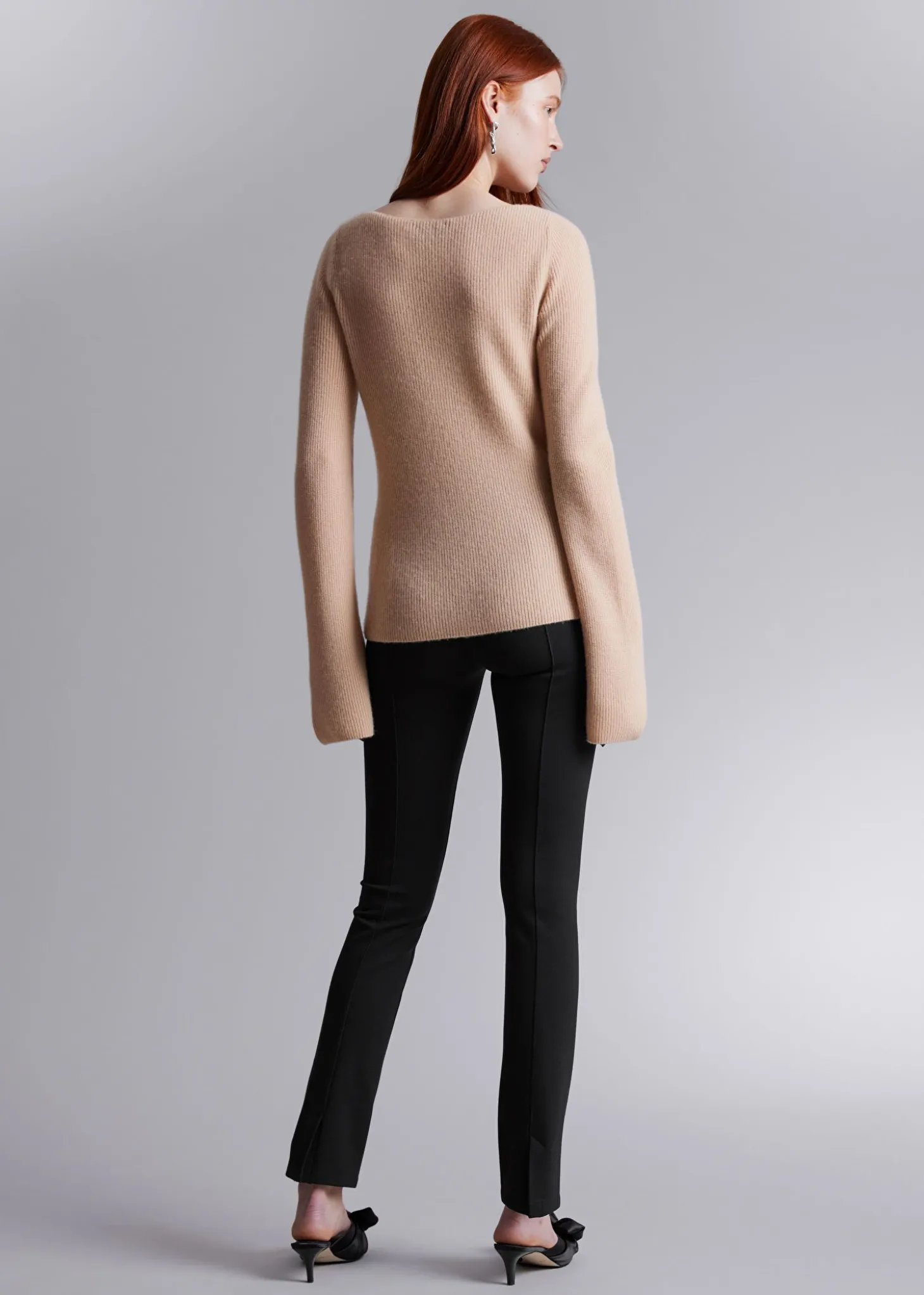 Bell Sleeve Cashmere Genser