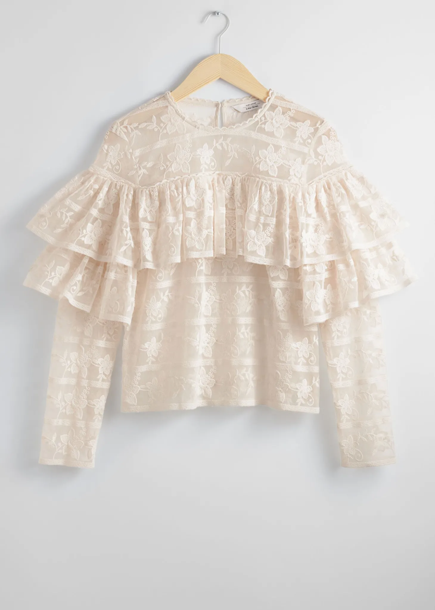 Blousebluse Med Volanger