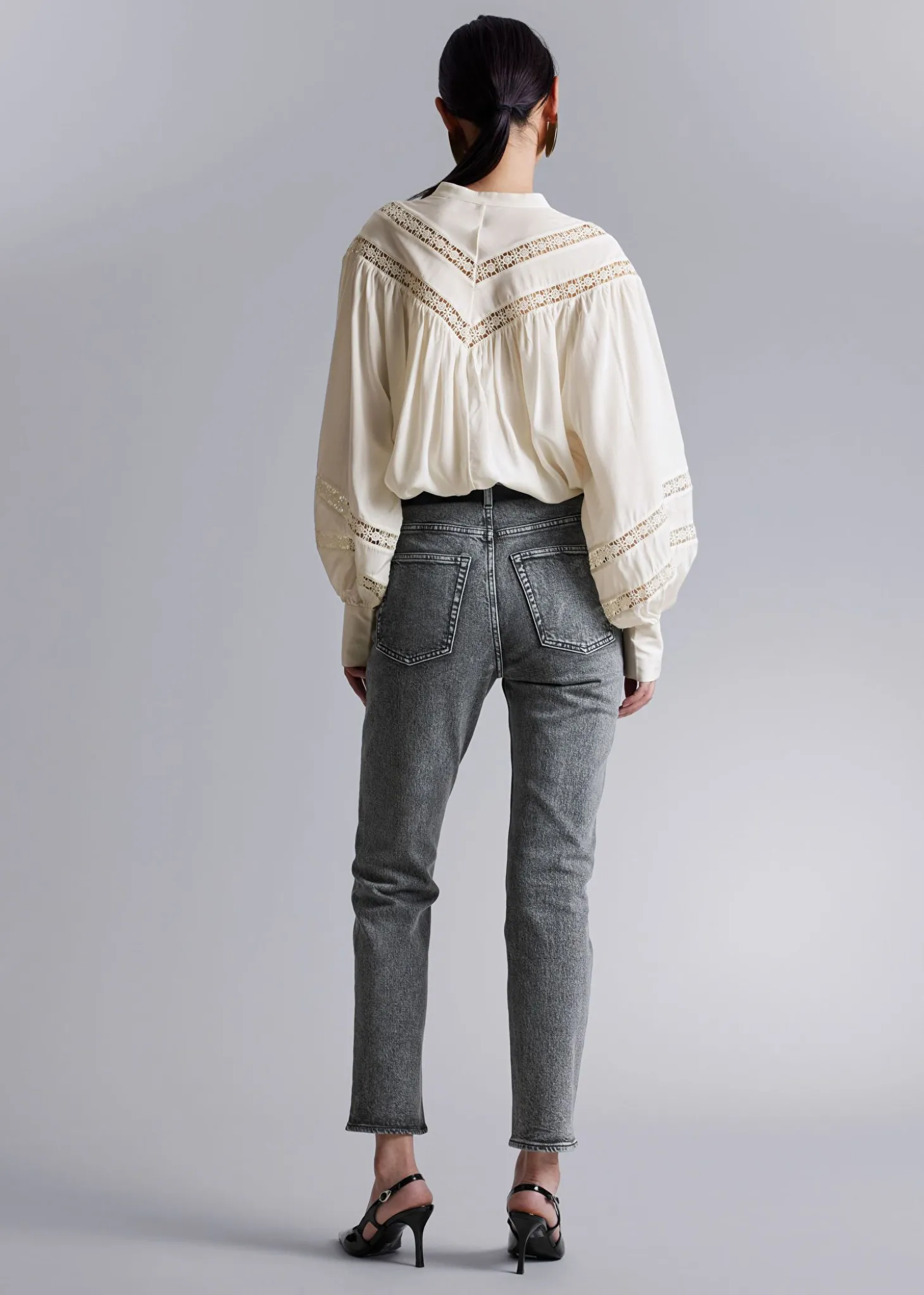 Blouse-Trimmet Bluse