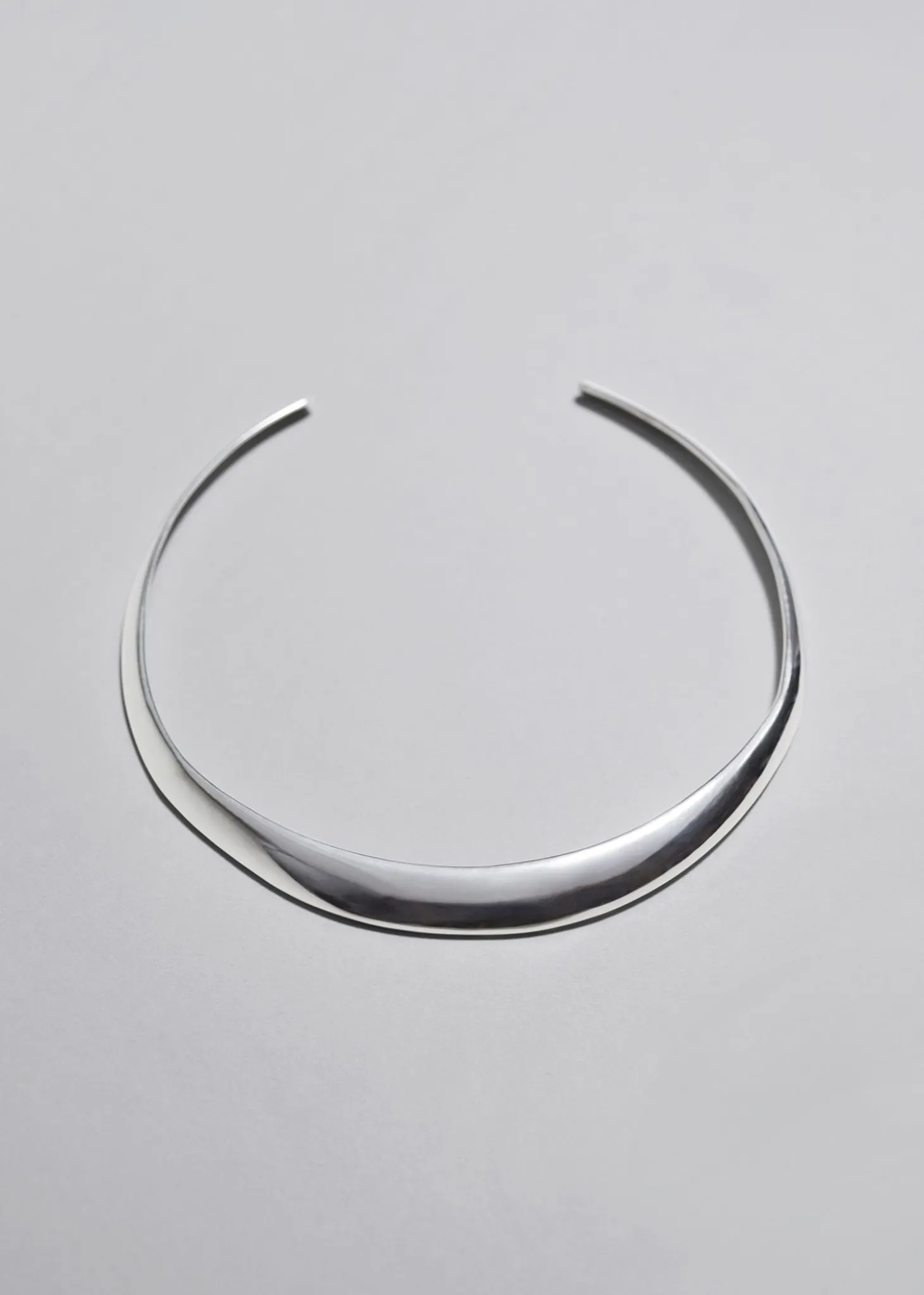 Buet Choker Halskjede