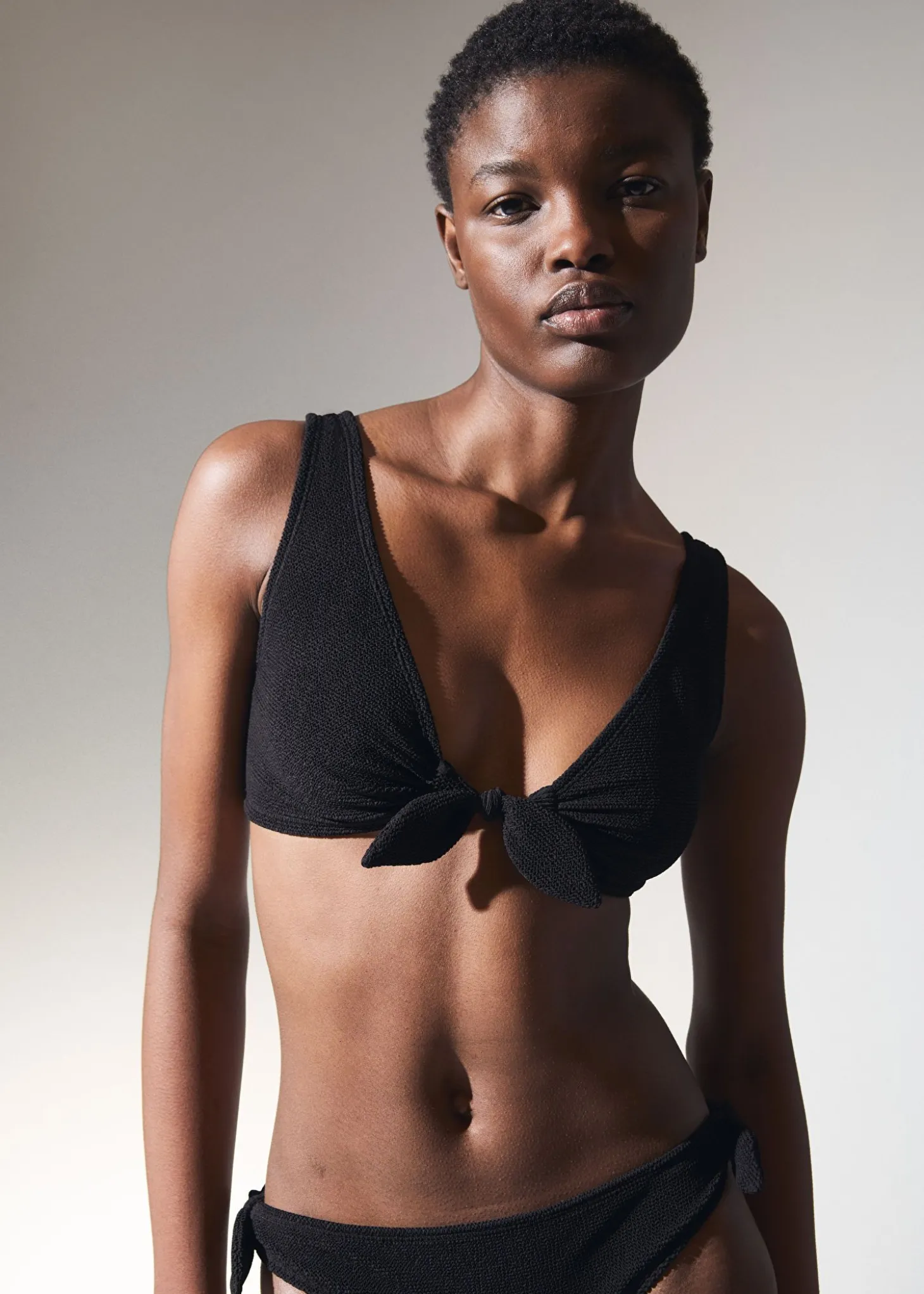 Crepe Knot Tie Bikinitopp