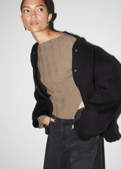 Cropped Asymmetrisk Frilled Topp