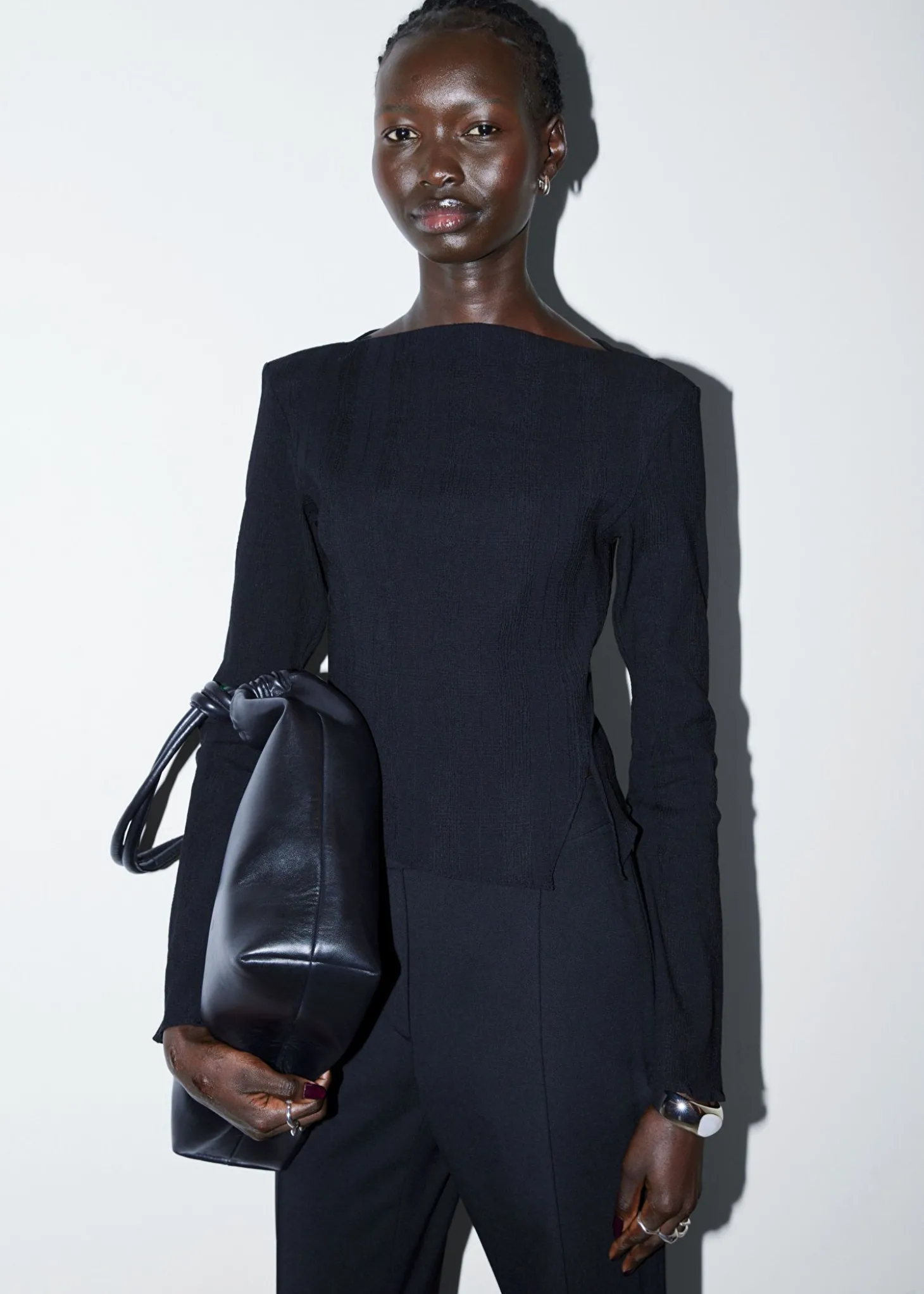 Cropped Asymmetrisk Frilled Topp
