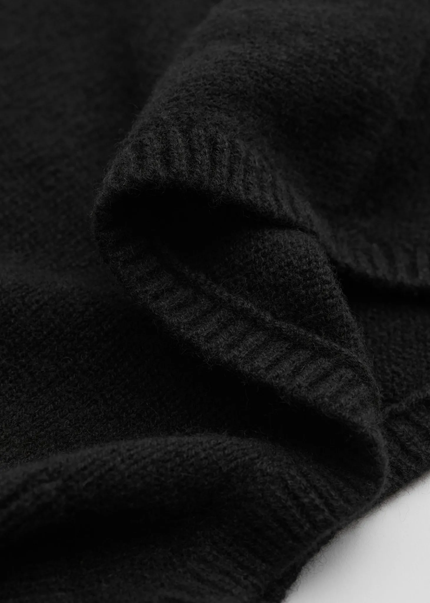 Montert Cashmere Hette