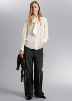 Silkebluse Med Halsband