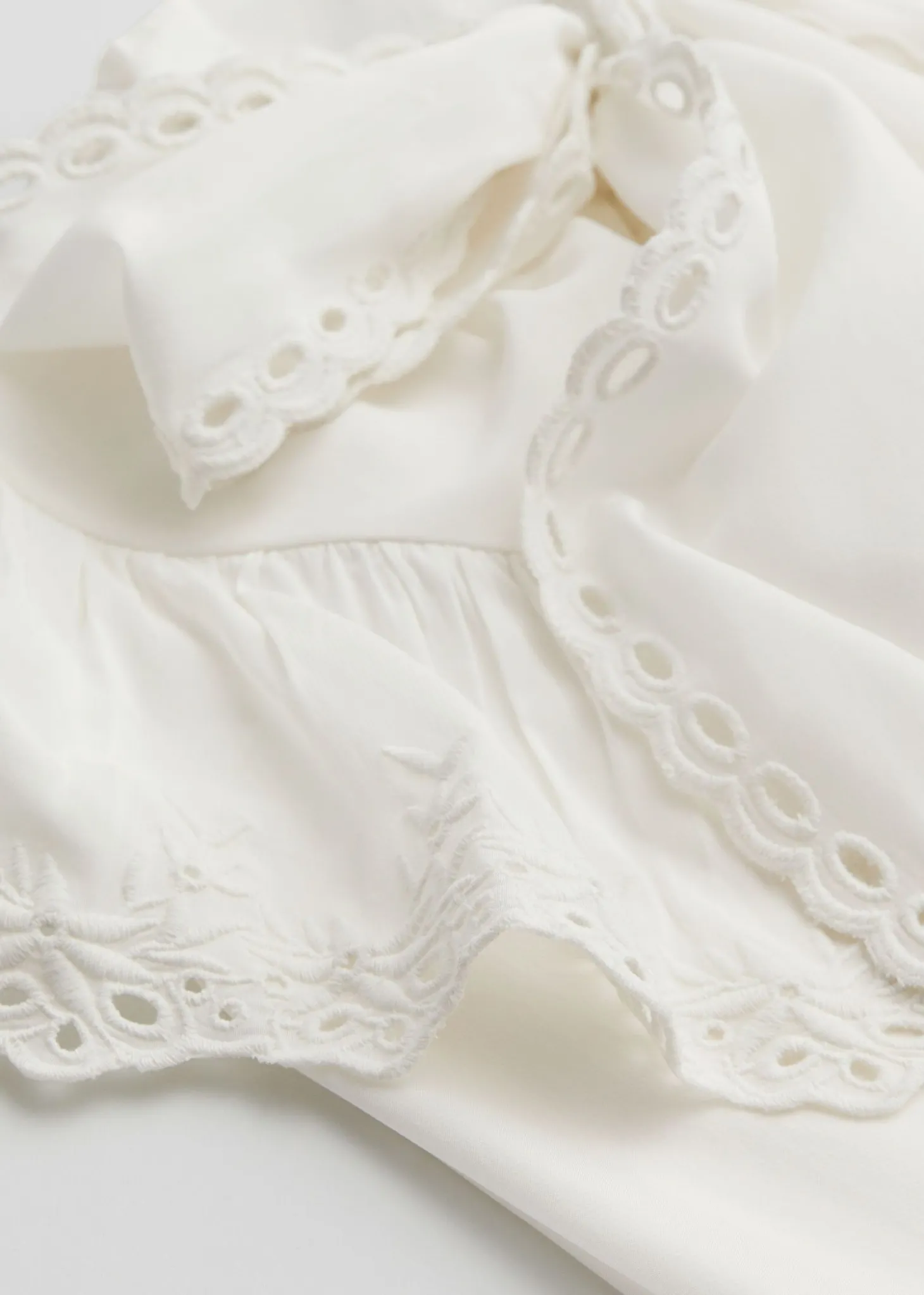 Skjoldet Ruffle Bluse