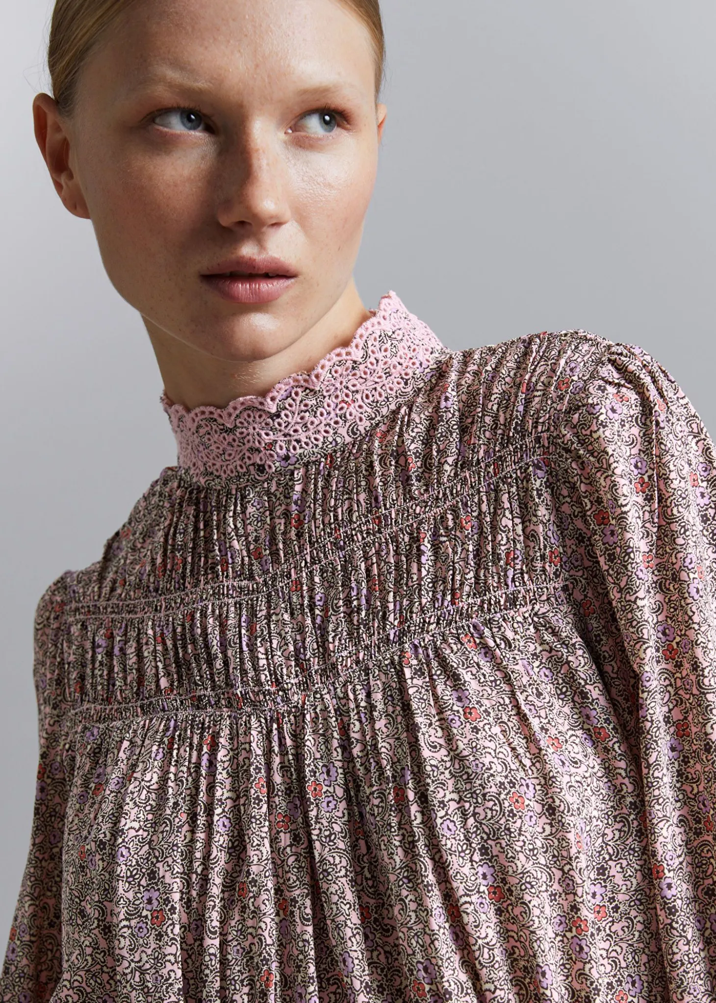 Smocked Bluse