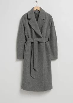 Voluminos Belted Wool Coat