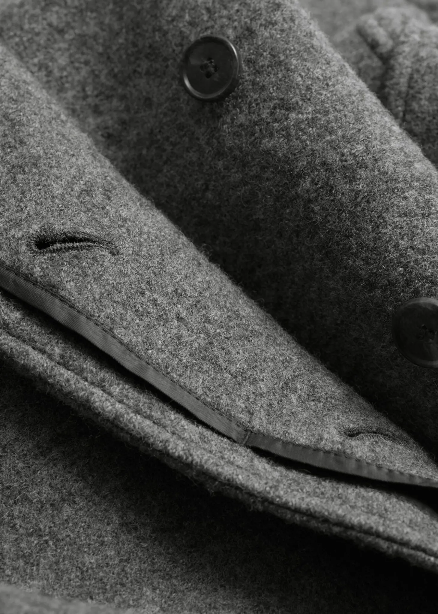 Voluminos Belted Wool Coat