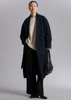 Voluminos Belted Wool Coat