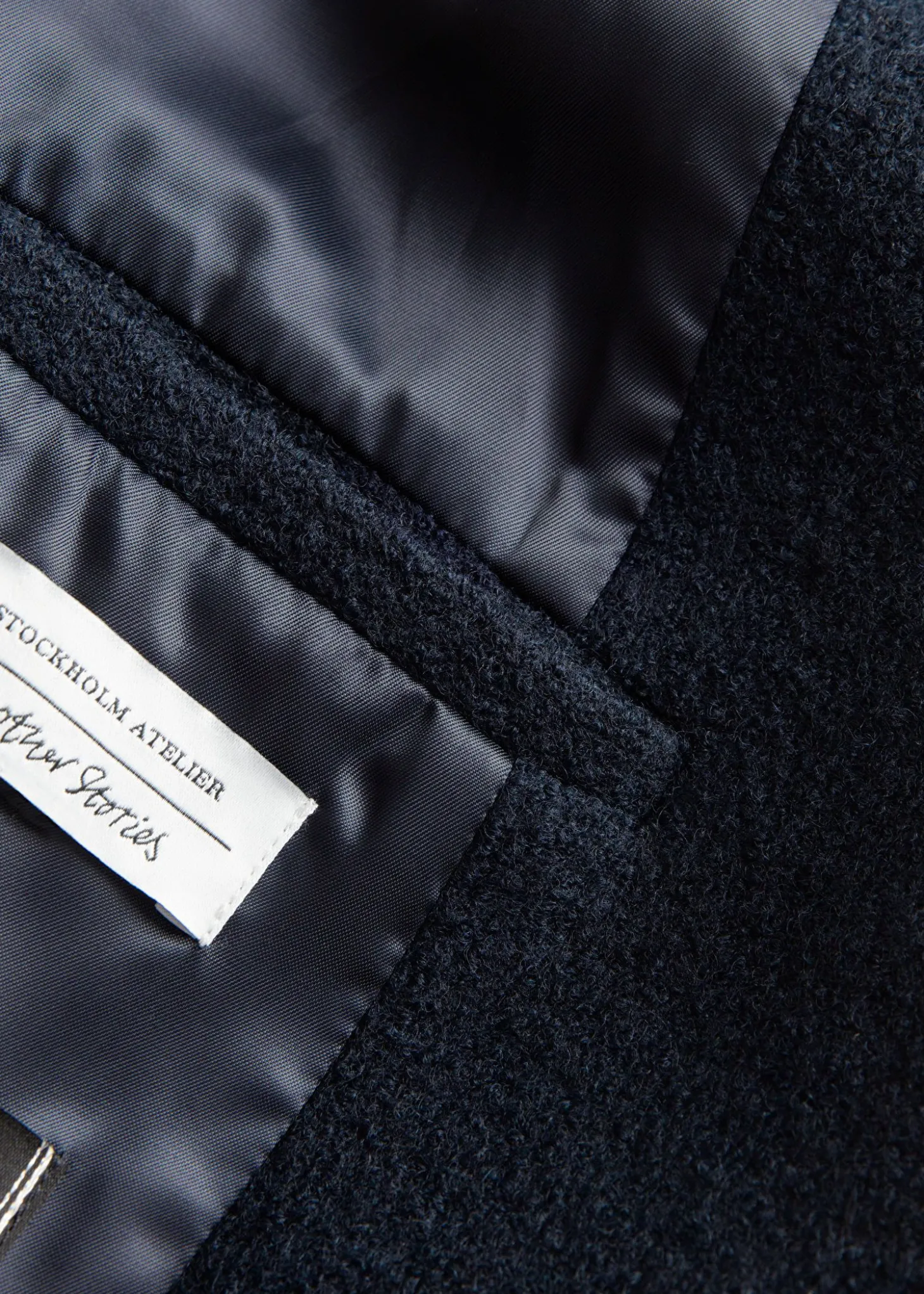 Voluminos Belted Wool Coat