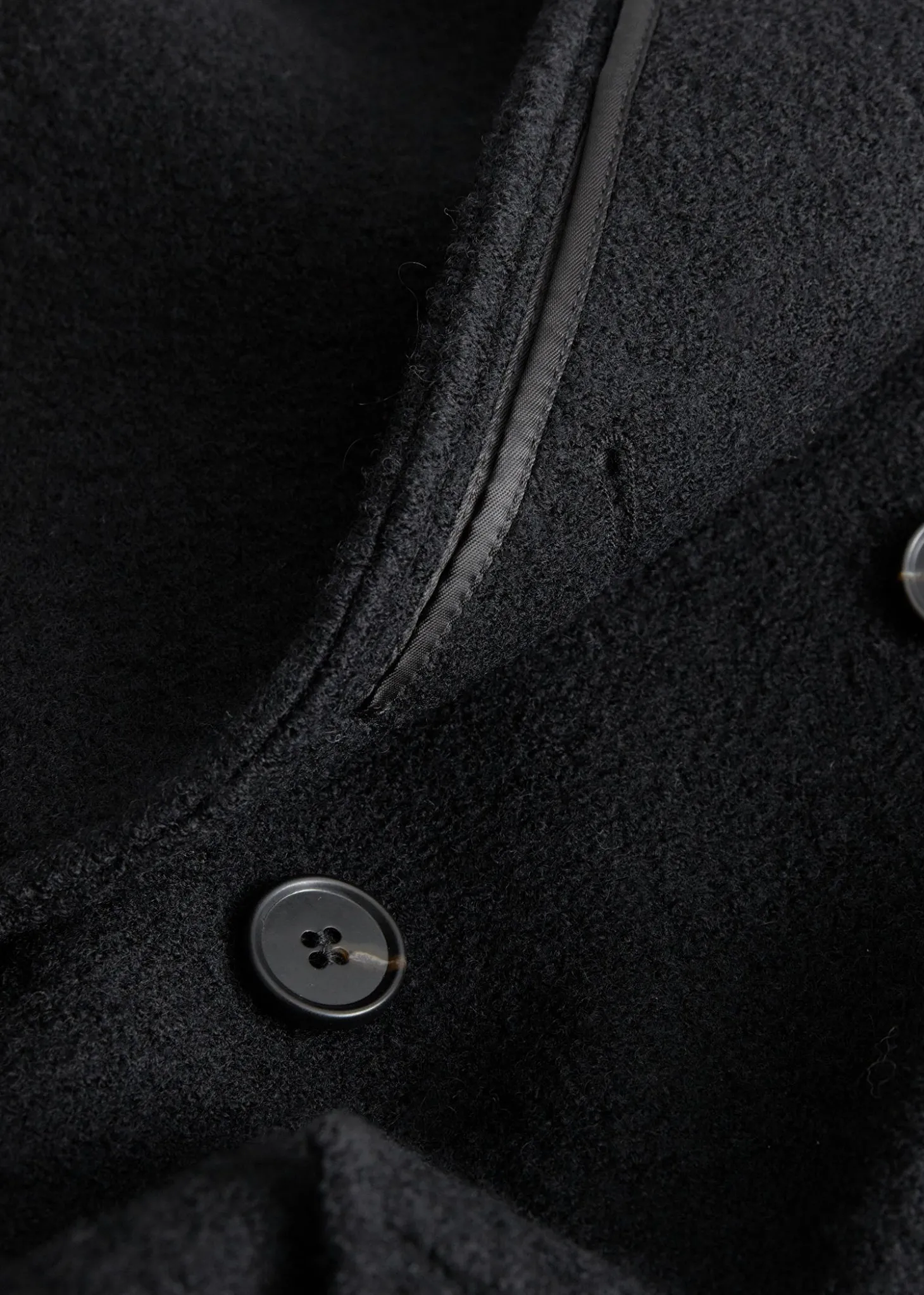 Voluminos Belted Wool Coat