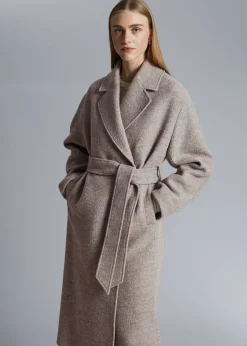 Voluminos Belted Wool Coat