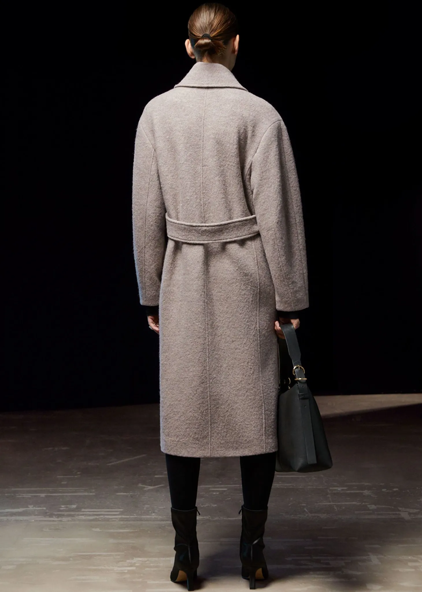 Voluminos Belted Wool Coat