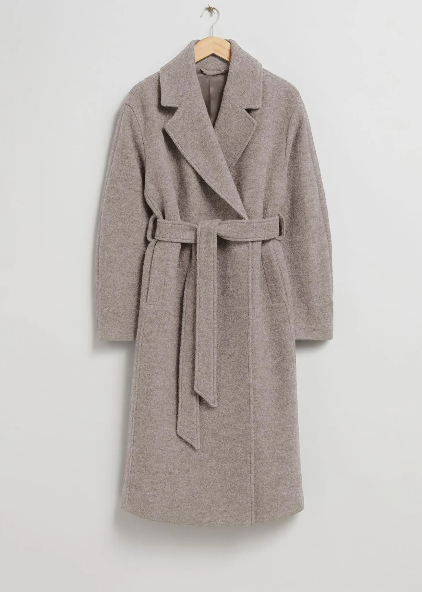 Voluminos Belted Wool Coat